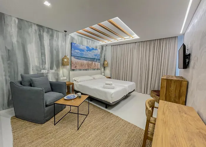 Gran Marina Suites